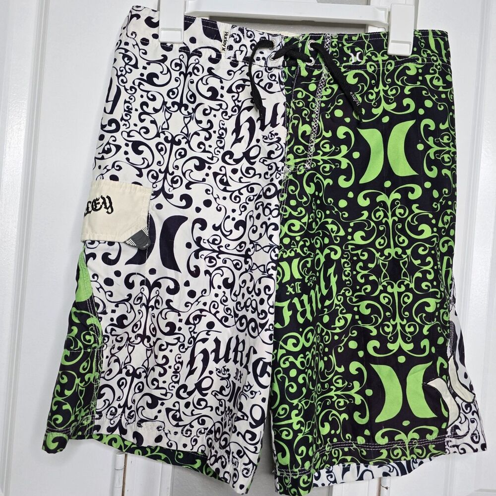 Vintage Y2K Hurley Board Shorts Swim Trunks Ornate All Over Print Green White 32